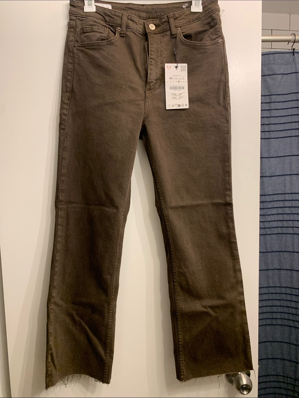 Zara HIGH-WAISTED CROPPED FLARE JEANS